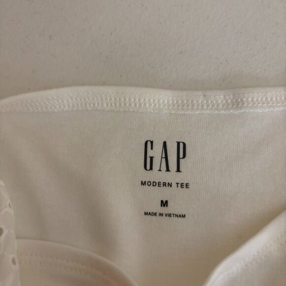 Gap T-Shirt Women's Medium Modern Tee Puff Sleeve Eyelet Boho Tie Casual NWT - Picture 7 of 9